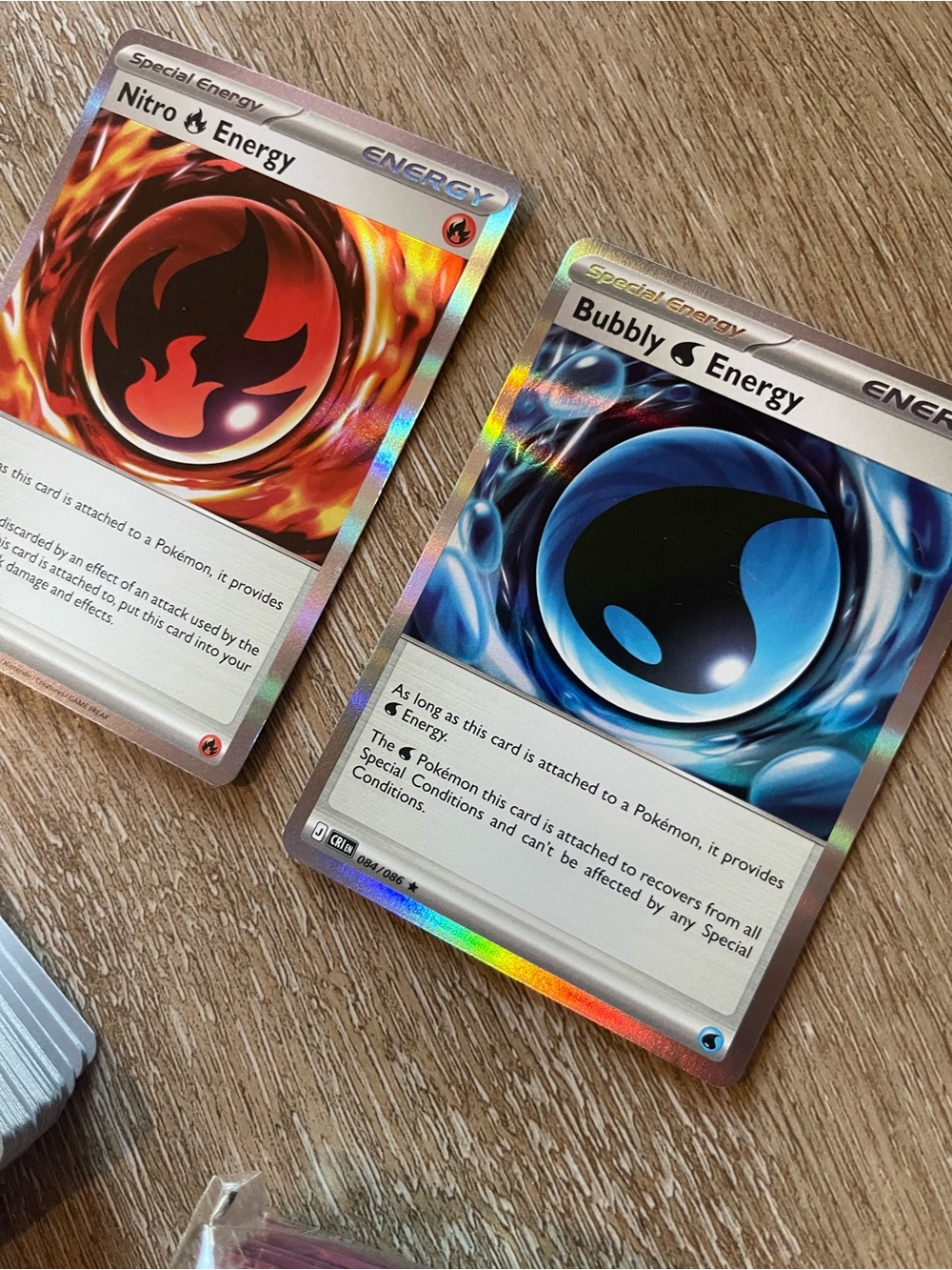 Pokemon Special Energy Cards - Nitro (Red) & Bubbly (Blue)
